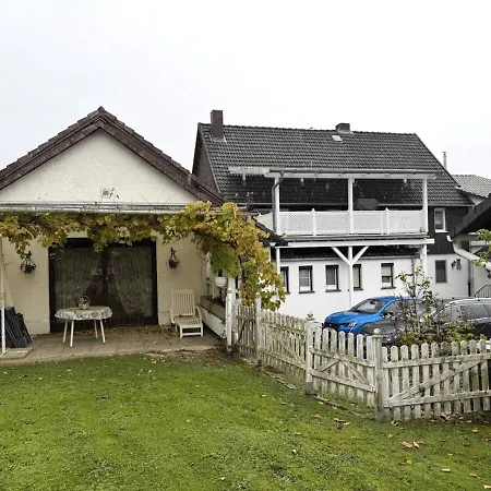 Nyaraló Wohnungin Staufenberg-benterode